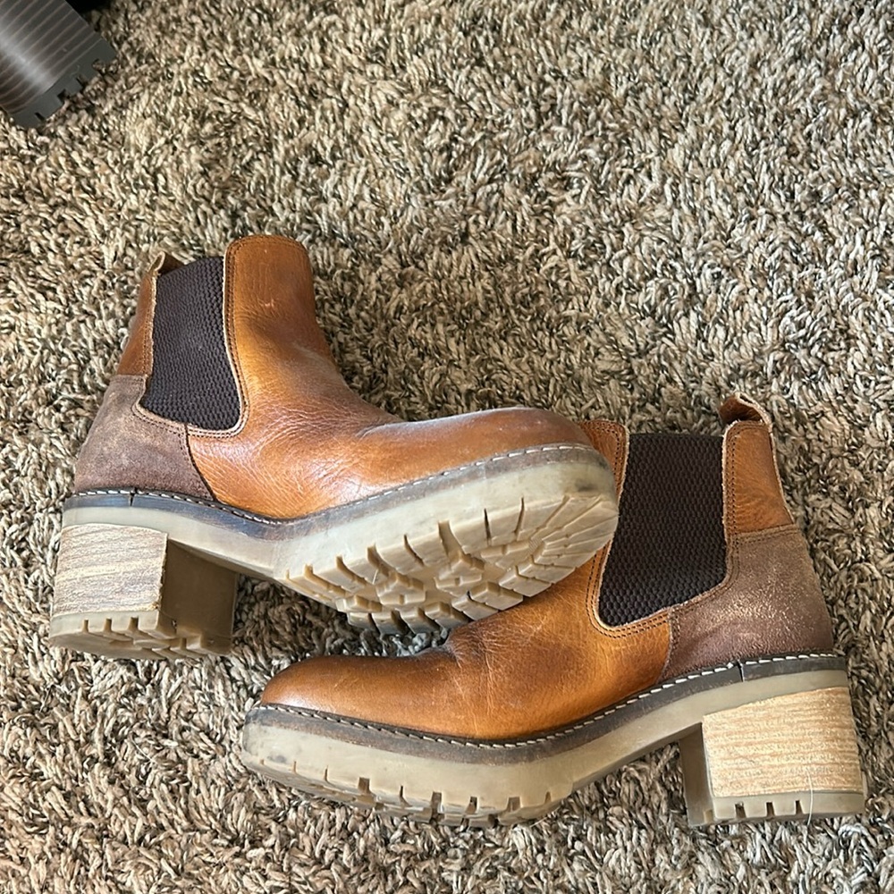 Bull Boxer Genuine Leather Chelsea Boots